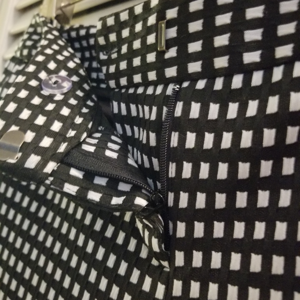 AMANDA & CHELSEA Herringbone adorable pants 4 P